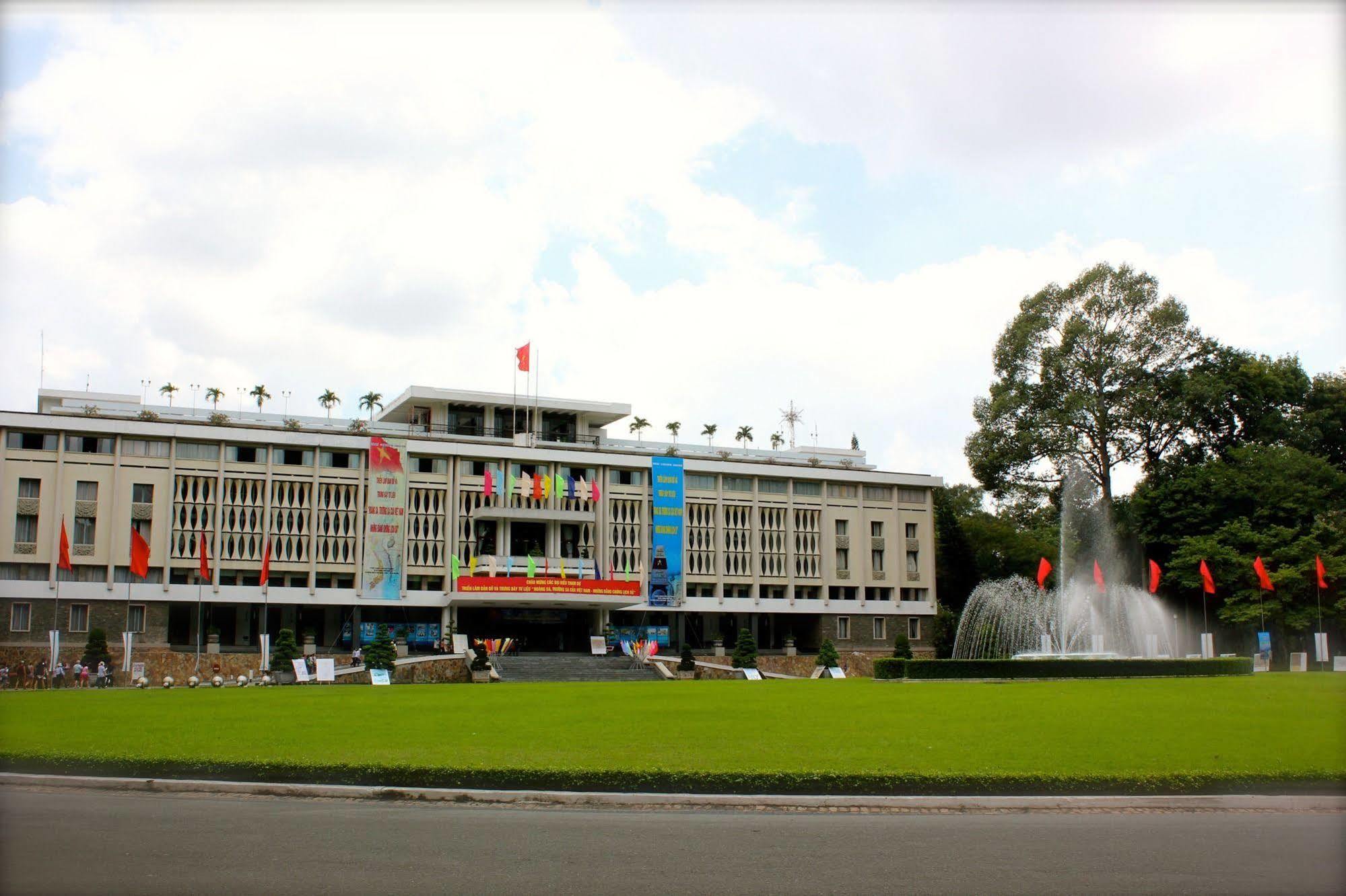 Vilion Central Hotel & Spa Ho Chi Minh City Exterior photo